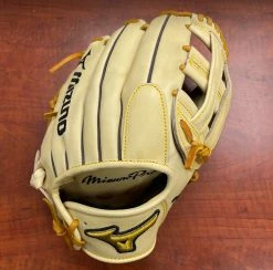 MIZUNO PRO FERNANDO TATIS JR. 12" LIMITED EDITION BASEBALL GLOVE